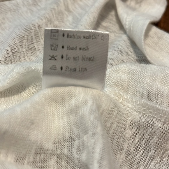 White cardigan - Picture 5 of 6